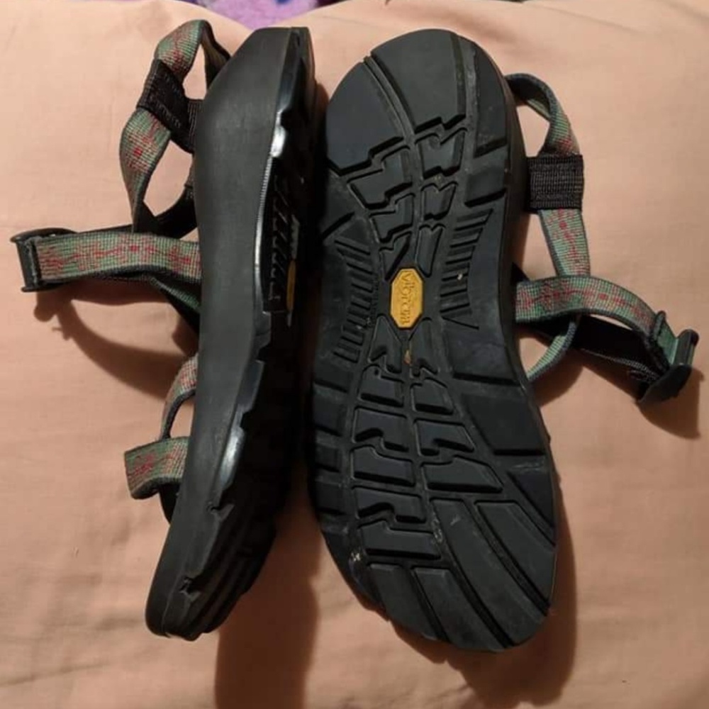 Chacos - Picture 2 of 3